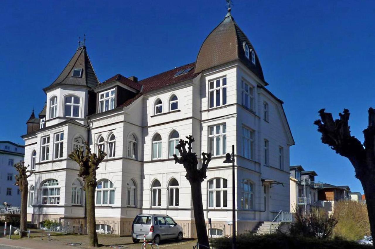 Ahlbeck, Schloss Hohenzollern Eg-Meerseite Heringsdorf  Exterior foto